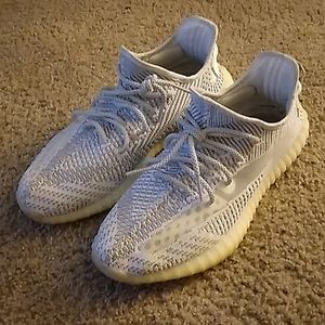 Yeezy Boost 350 V2 size 12 in White and Grey